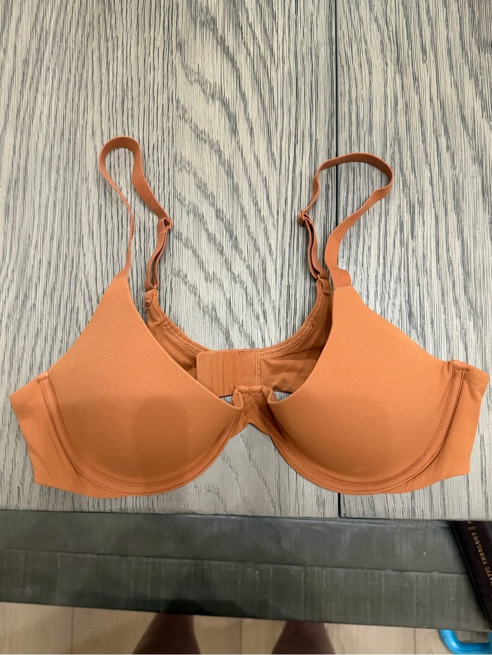 Skims Fits Everybody Plunge Bra, 40B - Picture 2 of 6